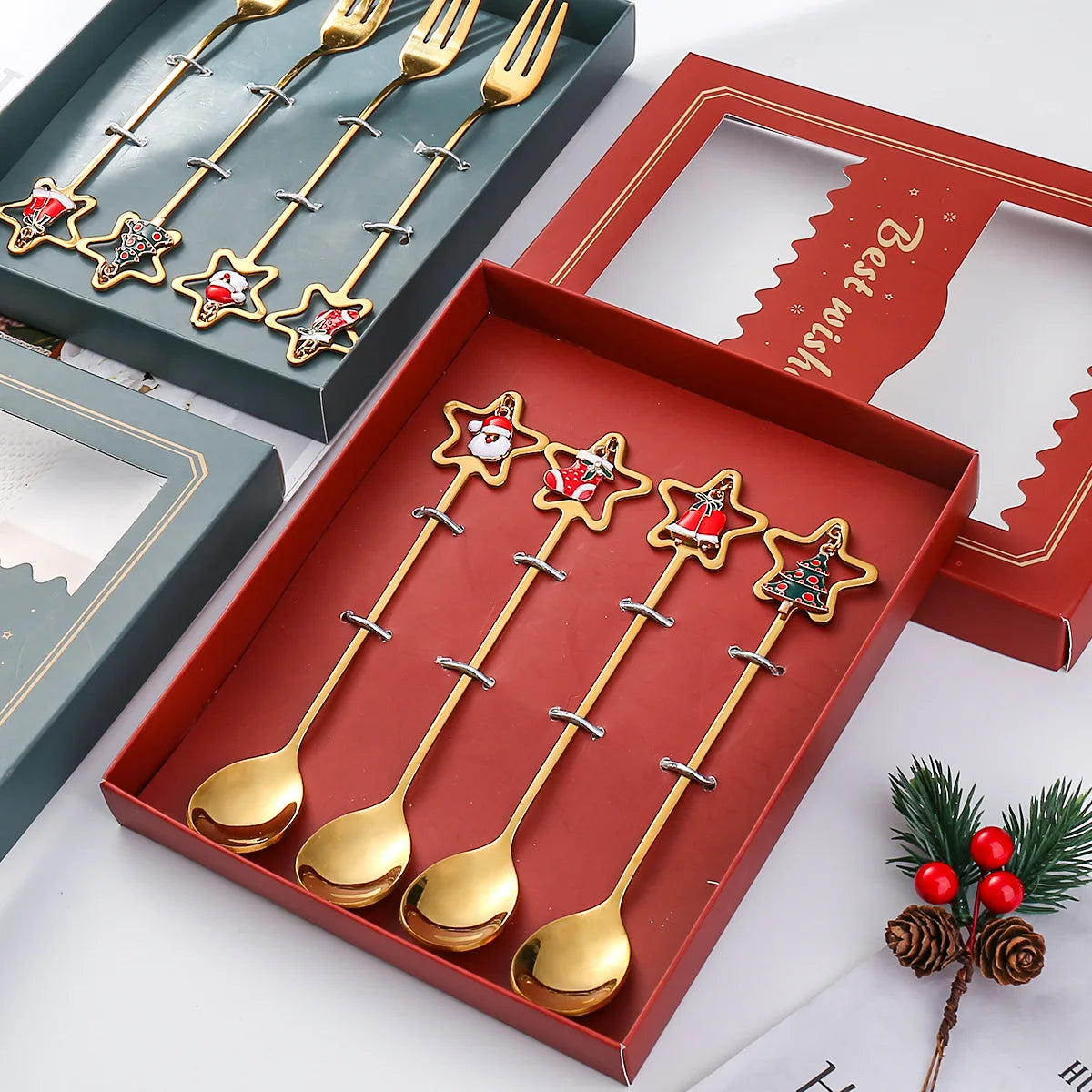 Festive Elk Dining Set